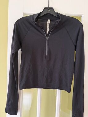 lululemon Black Athletic Top with Interior Care Tag